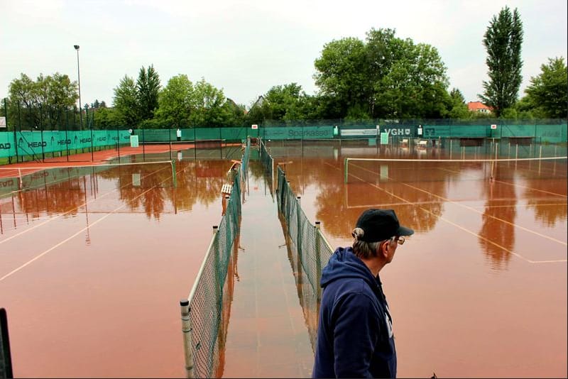 Hochwasser an der Tennisanlage